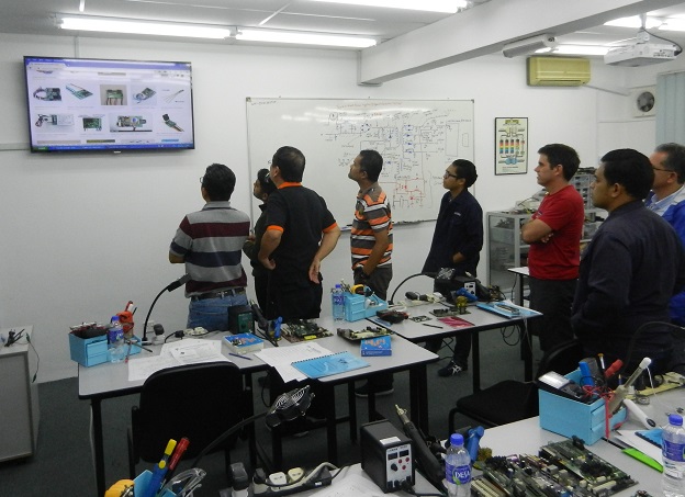 advanced electronics repair course